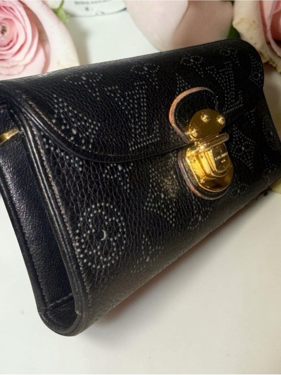 Louis Vuitton Handbags - Louis Vuitton Amelia Black Leather Wallet with Gold Lock and COA